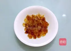 桃胶炖奶的做法图解4
